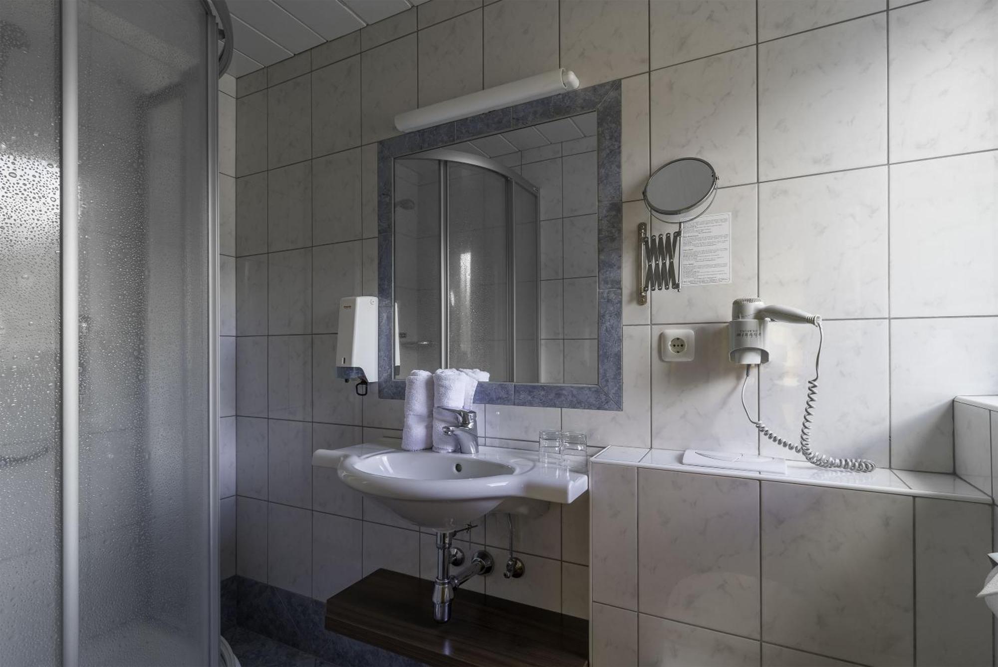 Hotel Enzian Paznaun See Quarto foto